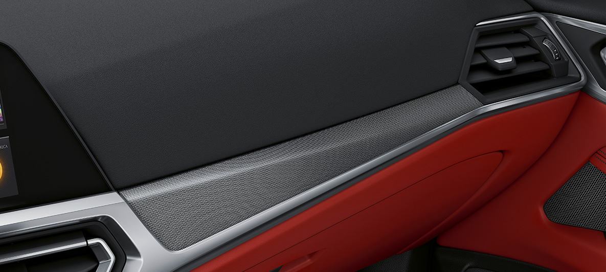 Itin blizgi interjero apdaila aliuminio audinio su Pearl Chrome apdailos akcentu, BMW 4 serijos kupė Individual G22 2020 interjeras BMW Individual itin blizgi interjero apdaila aliuminio audinio su Pearl Chrome apdailos akcentu, BMW 4 serijos kupė Individual G22 2020 interjeras