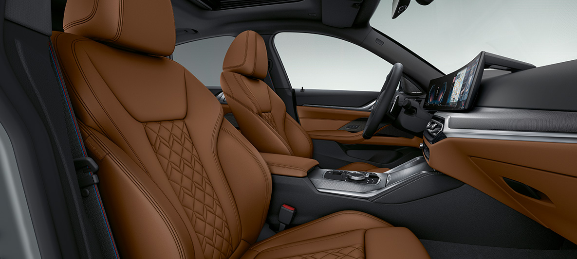 BMW Individual pilna Merino odos interjero apdaila Tartufo spalvos, BMW 4 serijos Gran kupė (G26) 2021 interjeras BMW Individual pilna Merino odos interjero apdaila Tartufo spalvos, BMW 4 serijos Gran kupė (G26) 2021 interjeras
