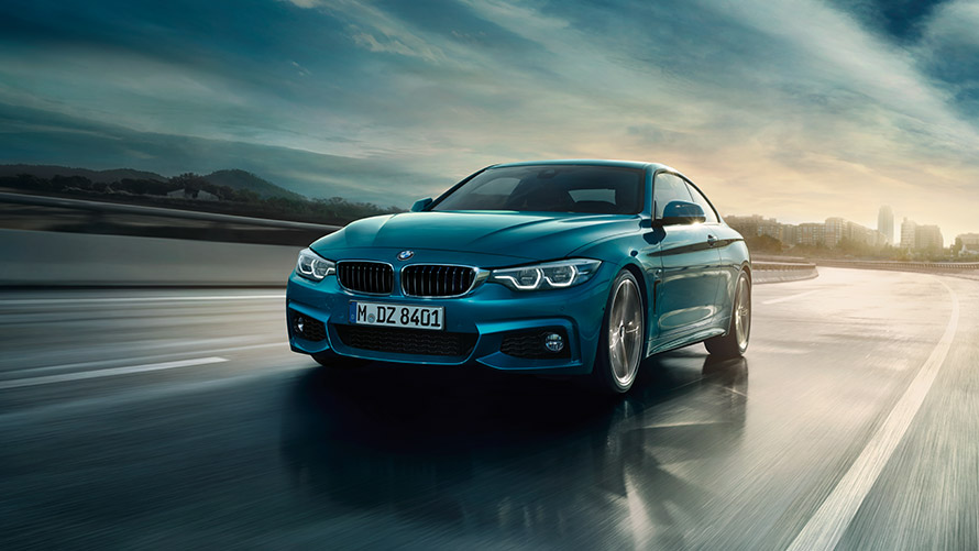 BMW 4 serijos kupė F32 trijų ketvirčių vaizdas iš priekio kelyje BMW 4 serija BMW 4 serijos kupė F32 pirmoji karta, trijų ketvirčių vaizdas iš priekio kelyje
