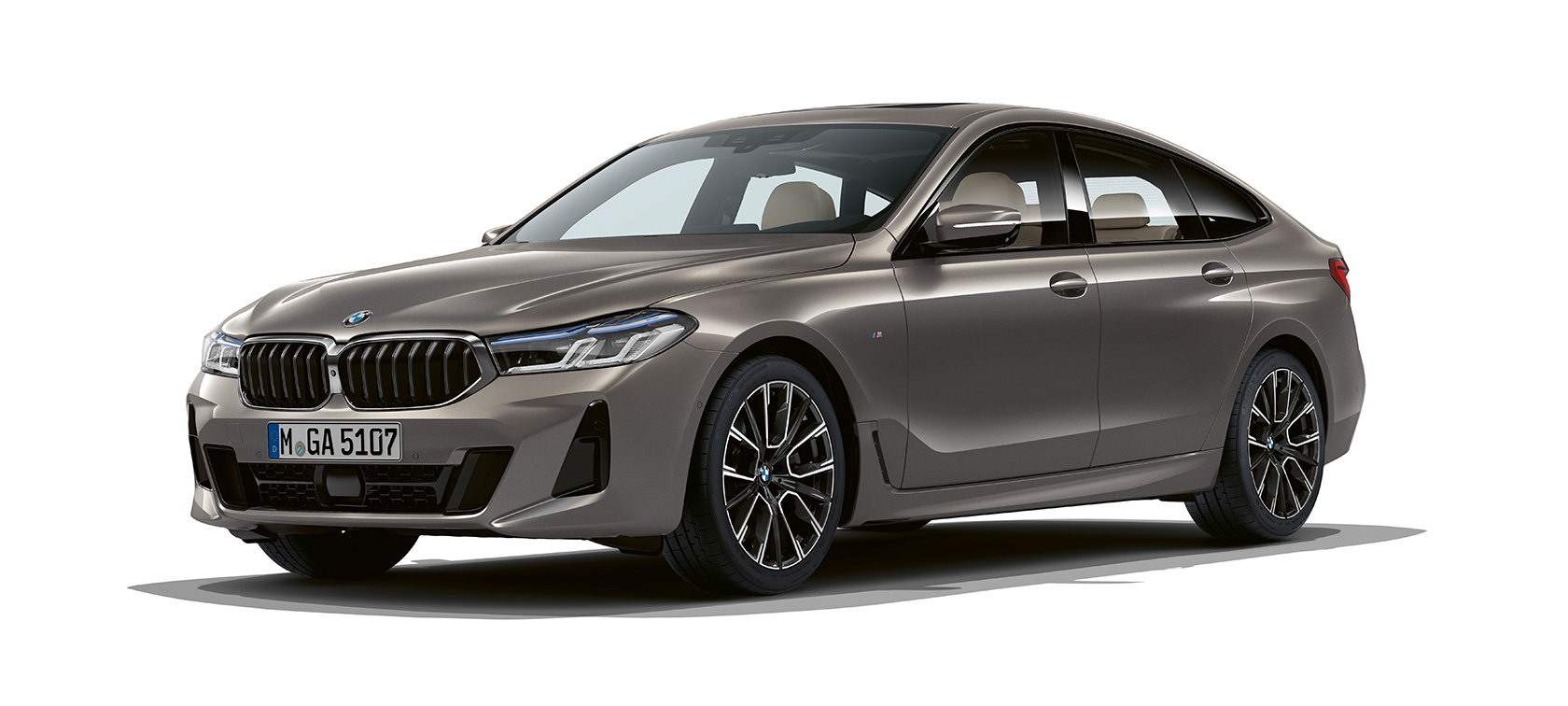 BMW 6 serijos Gran Turismo G32 2020 BMW 6 serijos Gran Turismo 640i xDrive G32 2020 pilkos Bernina Grey spalvos, trijų ketvirčių priekinis vaizdas iš šono