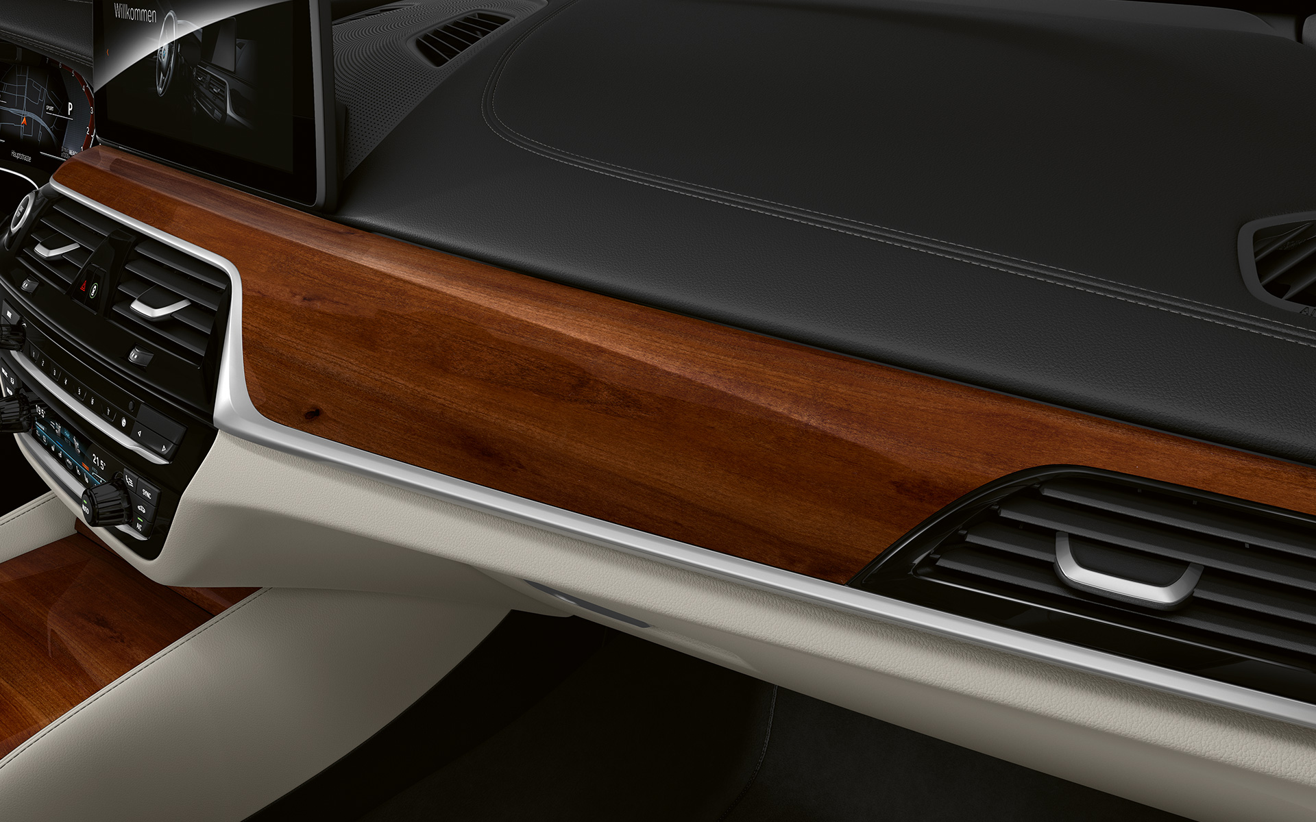 BMW Individual aukštos kokybės medienos rudos blizgios Plum Brown spalvos interjero apdaila su Pearl Chrome chromo apdailos akcentu, BMW 6 serijos Gran Turismo 2020 (G32) BMW Individual aukštos kokybės medienos rudos blizgios Plum Brown spalvos interjero apdaila su Pearl Chrome chromo apdailos akcentu, BMW 6 serijos Gran Turismo 2020 (G32), vairuotojo erdvė, interjeras