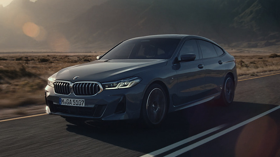 BMW 6 serijos Gran Turismo (G32) 2020 eksterjeras BMW 6 serijos Gran Turismo 640i xDrive (G32) 2020 pilkos Bernina Grey kėbulo spalvos, vaizdas iš paukščio skrydžio