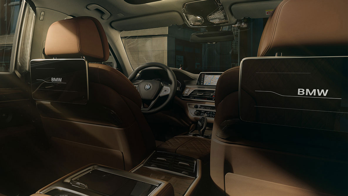 BMW 7 serijos sedano (G11 G12) 2019 galinių sėdynių pramogų sistema BMW 7 serijos sedanas (G11 G12) 2019, galinių sėdynių pramogų sistema su HD liečiamaisiais ekranais