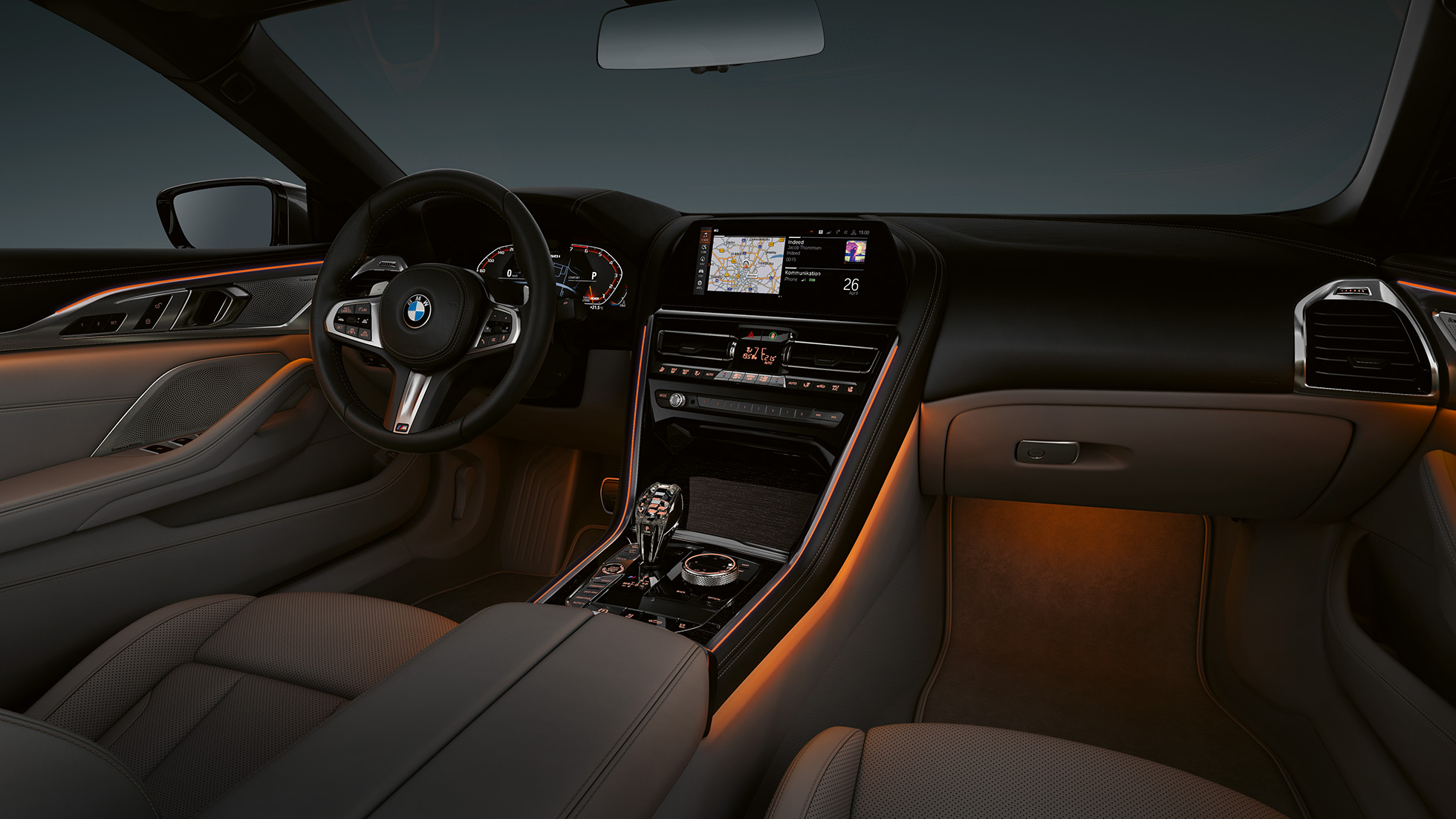BMW M850i xDrive, interjeras, aplinkos apšvietimas. BMW M850i xDrive, interjeras, aplinkos apšvietimas.
