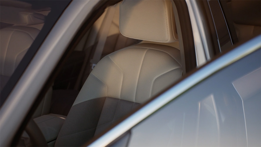 BMW i7 G70 eksterjeras vaizdo įrašas apie Great entrance moment BMW i7 G70 serijos sedanas BMW Individual pilkos metalizuotos Oxid grey spalvos eksterjeras vaizdo įrašas apie Great entrance moment