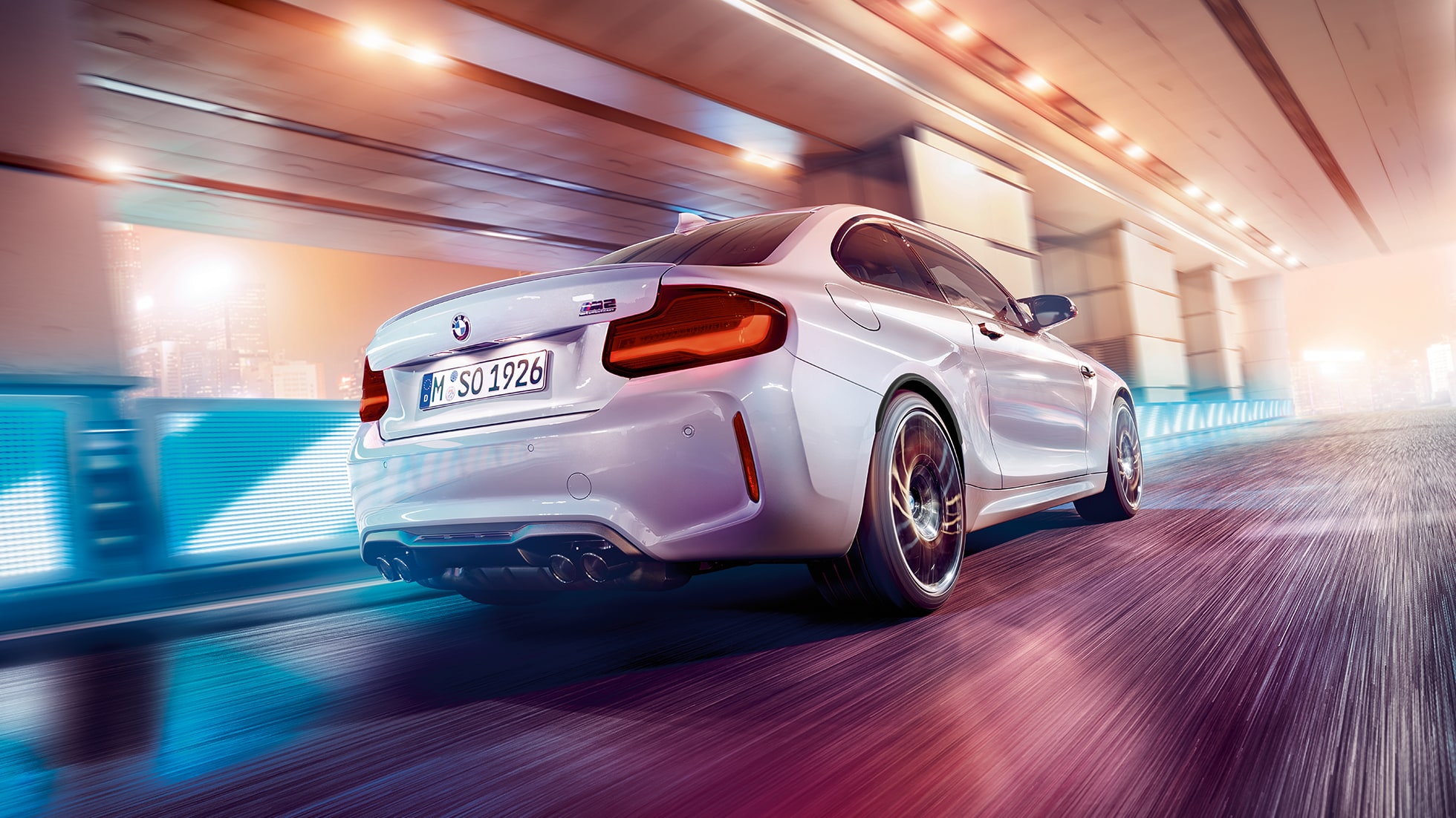Galinės dalies dizainas BMW M2 Competition F87 Galinės dalies dizainas BMW M2 Competition F87 2018 Hockenheim Silver metaliko spalvos trijų ketvirčių vaizdas iš galo