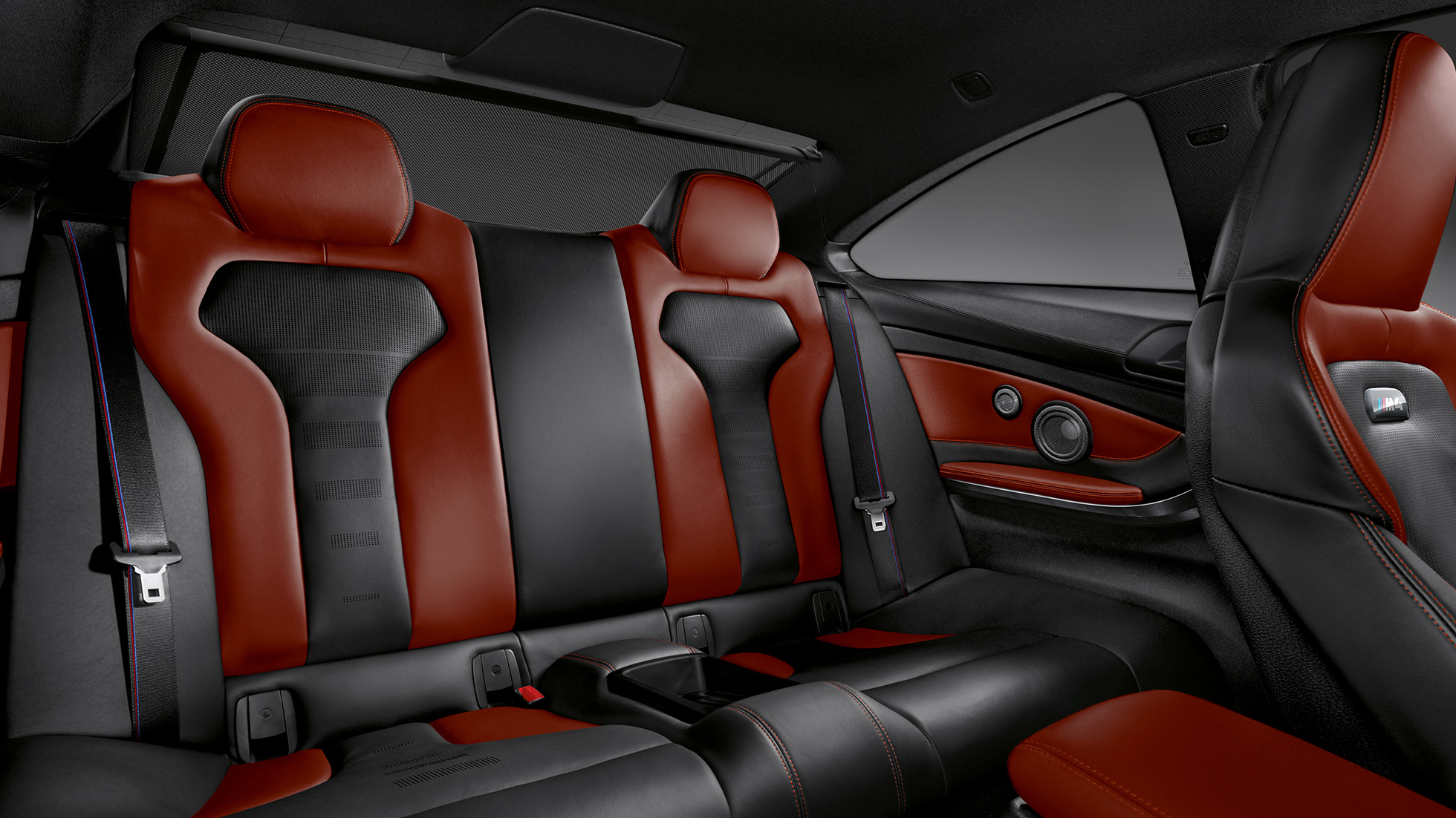 BMW M4 kupė, apmušalai BMW M4 kupė, dizainas, apmušalai, interjeras