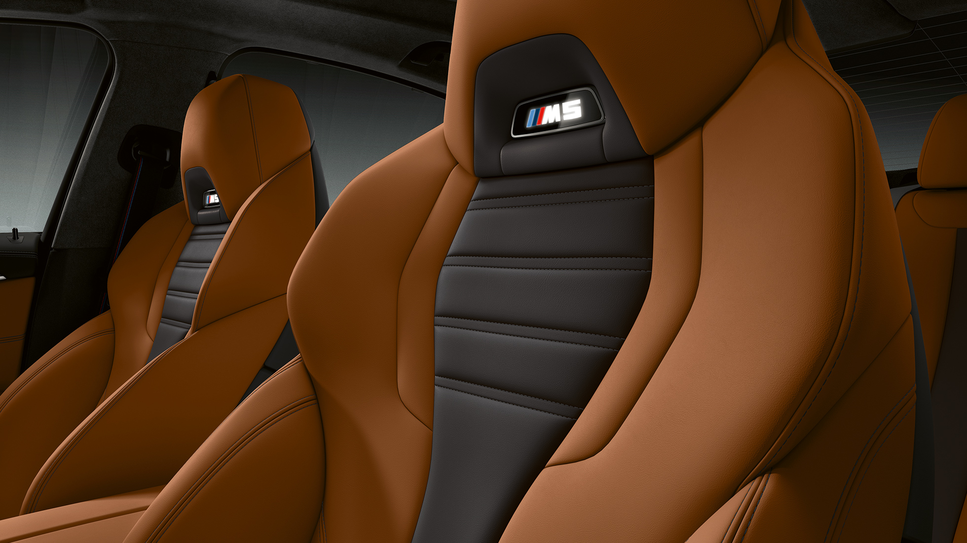 BMW priekinės grotelės BMW M5 Competition priekinių grotelių dizainas, vaizdas iš priekio