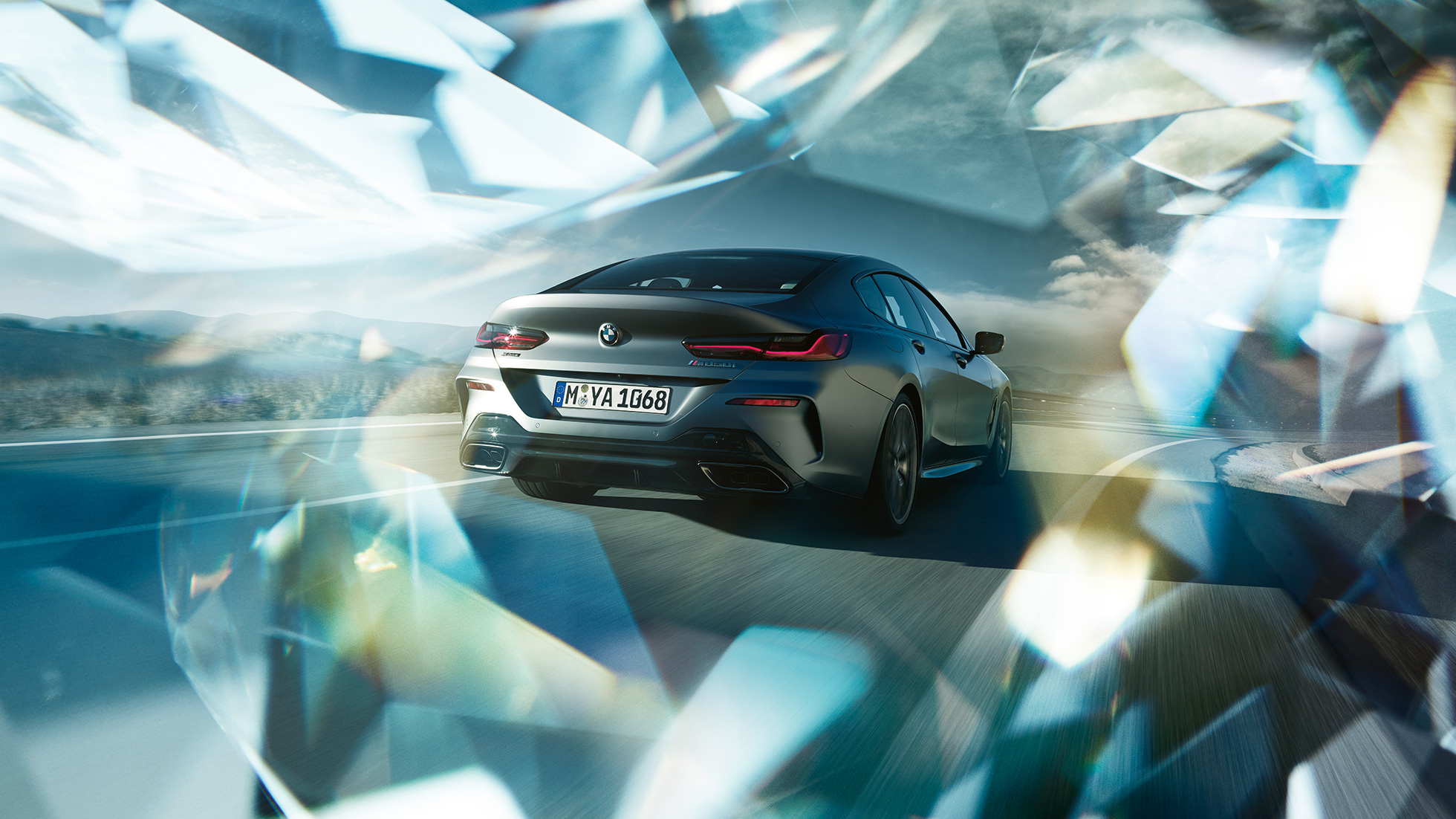 BMW M850i xDrive Gran kupė trijų ketvirčių vaizdas iš galo BMW M850i xDrive Gran kupė G16 2019 BMW Individual Frozen Bluestone metaliko spalvos trijų ketvirčių vaizdas iš galo