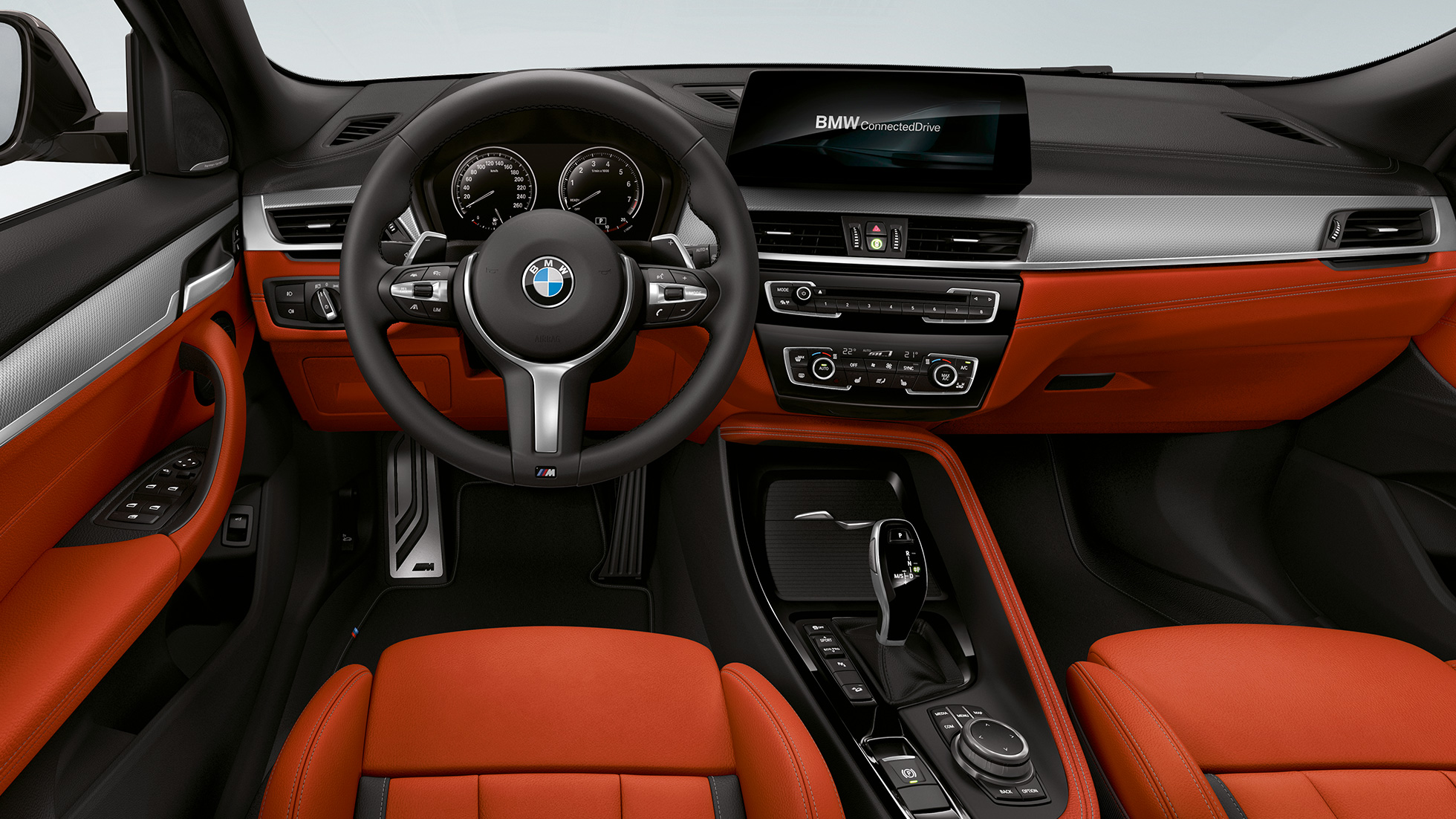 BMW X2 M35i M odinis vairas BMW X2 M35i F39 interjeras, M odinis vairas