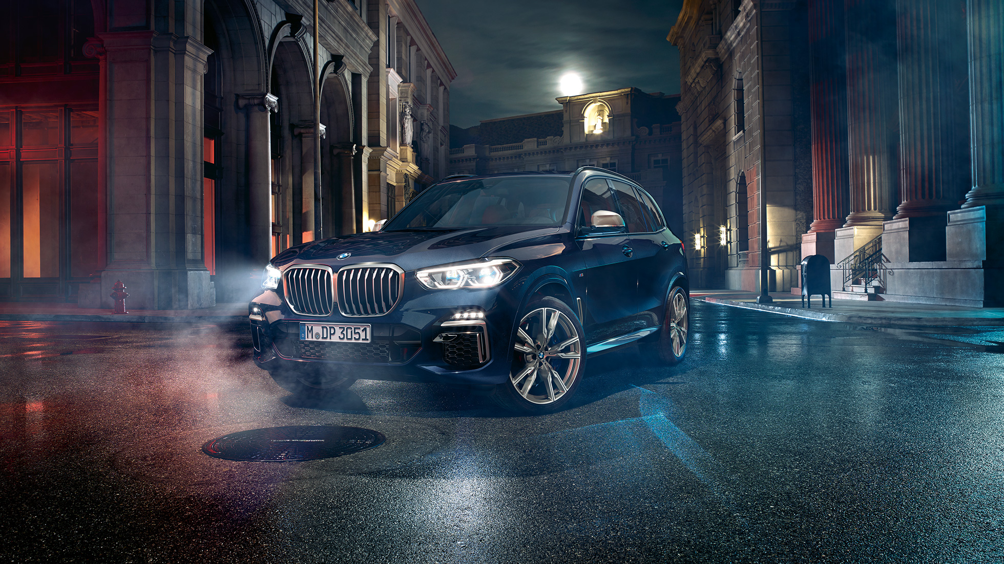 BMW X5 M50i eksterjero dizainas BMW X5 M50i eksterjero dizainas G05 trijų ketvirčių vaizdas iš priekio
