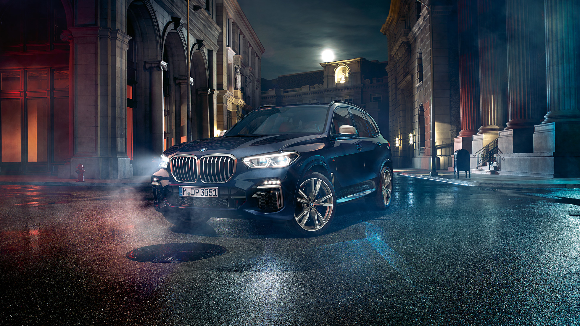 BMW X5 M50i priekiniai žibintai Priekiniai žibintai su X Laserlight technologija BMW X5 M50i G05 Carbon juodo metaliko spalvos vaizdas iš priekio