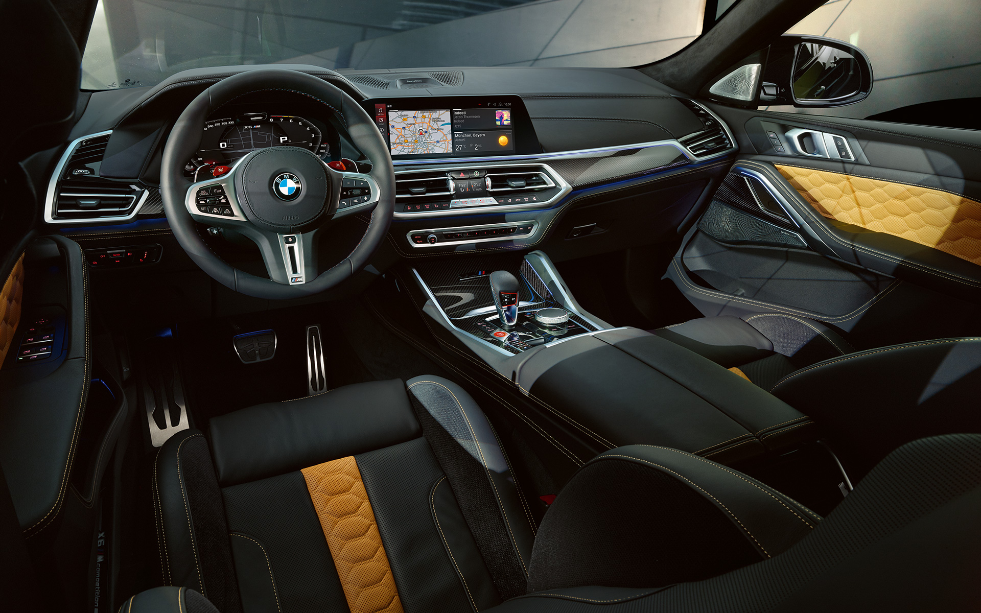 Vairuotojo erdvė, BMW X6 M Competition (F96) Vairuotojo erdvė, BMW X6 M Competition (F96) 2020 SUV, interjeras