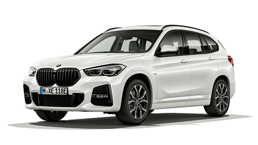 BMW X1 įkraunami hibridai (F48) trijų ketvirčių vaizdas iš šono BMW X serijos BMW X1 įkraunami hibridai (F48) trijų ketvirčių vaizdas iš šono