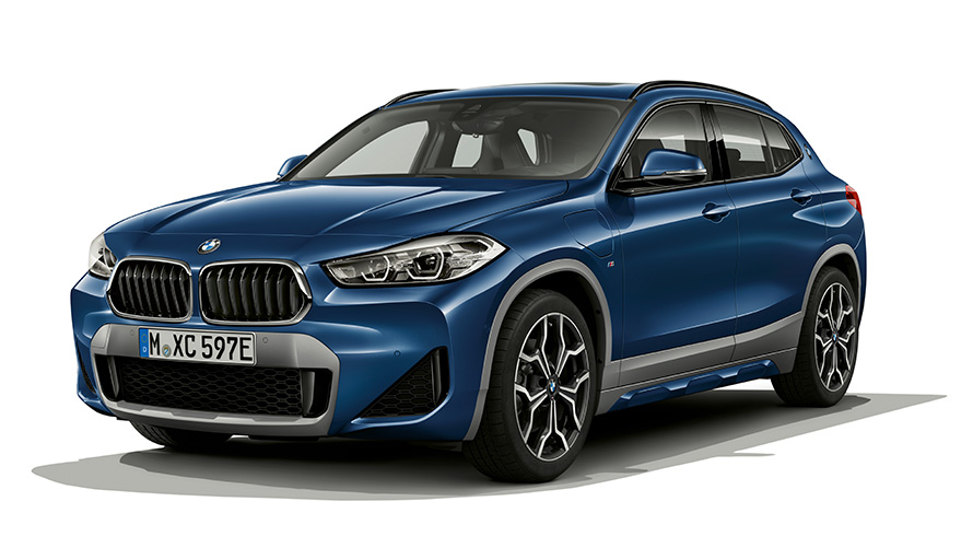 BMW X serijos BMW X2 įkraunami-hibridai (F39) trijų ketvirčių vaizdas iš šono BMW X Series BMW X2 plug-in hybrid F39 three-quarter side view