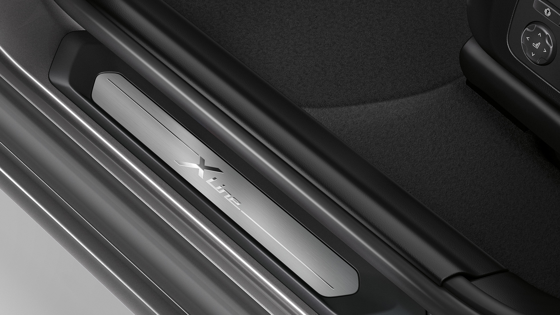 BMW X3 M40i, Luxury Line, durų slenksčio apdaila BMW X3 M40i, Luxury Line, durų slenksčio apdaila