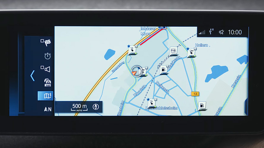 BMW įkraunamo hibrido navigacijos sistema BMW X3 G01 BMW įkraunamo hibrido navigacijos sistema iš arti