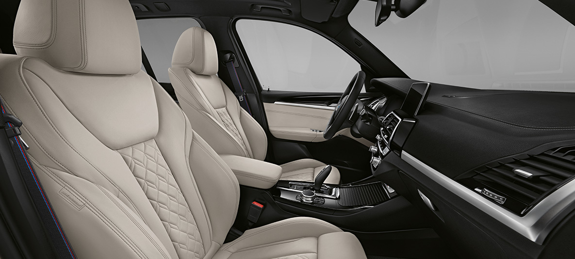 BMW X3, BMW Individual išplėstinės komplektacijos smulkiai grūdėtos tekstūros „Ivory White“ dramblio kaulo spalvos „Merino“ oda BMW X3, BMW Individual išplėstinės komplektacijos smulkiai grūdėtos tekstūros „Ivory White“ dramblio kaulo spalvos „Merino“ oda