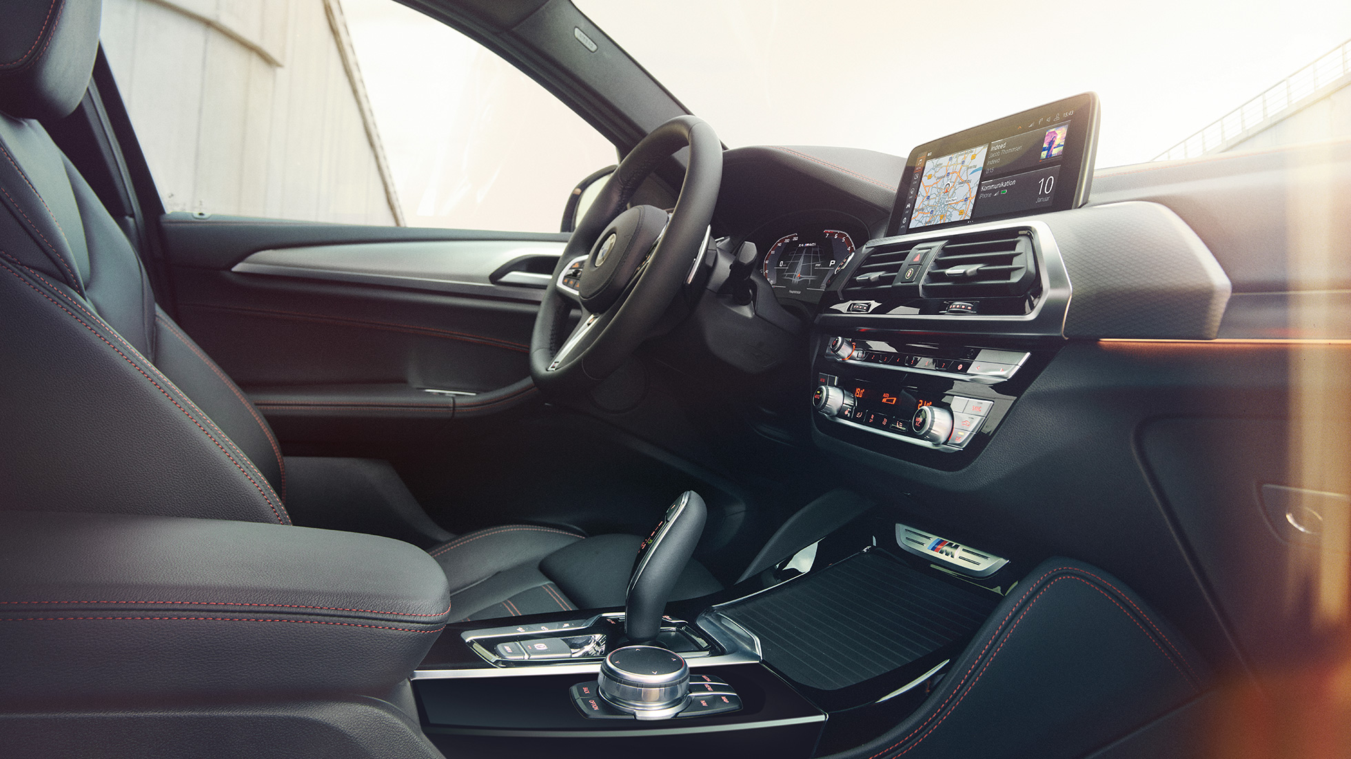 Aukštos kokybės interjero įranga BMW X4 Aukštos kokybės interjero įranga BMW X4 G02 2018 interjere