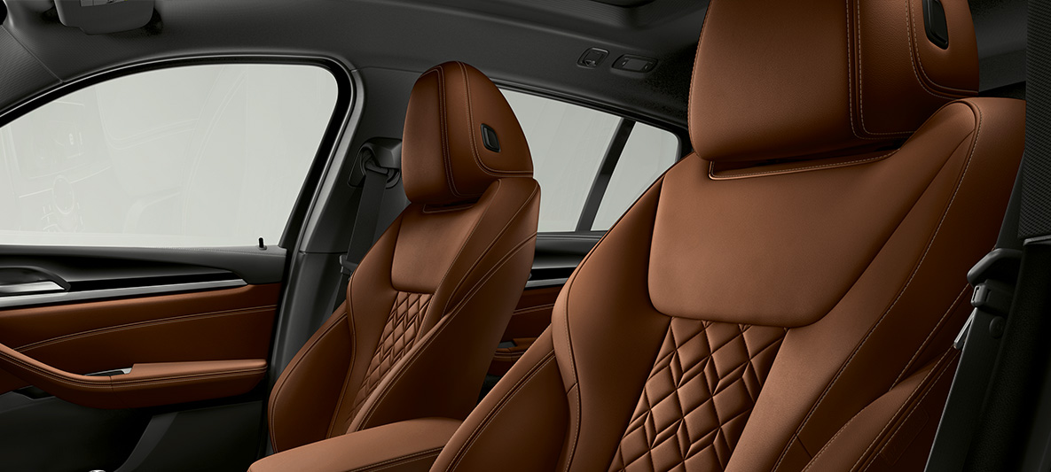 BMW Individual išplėstinė Merino odos apdaila Tartufo spalvos BMW X4 BMW Individual išplėstinė Merino odos apdaila Tartufo spalvos BMW X4 G02 2018 interjere