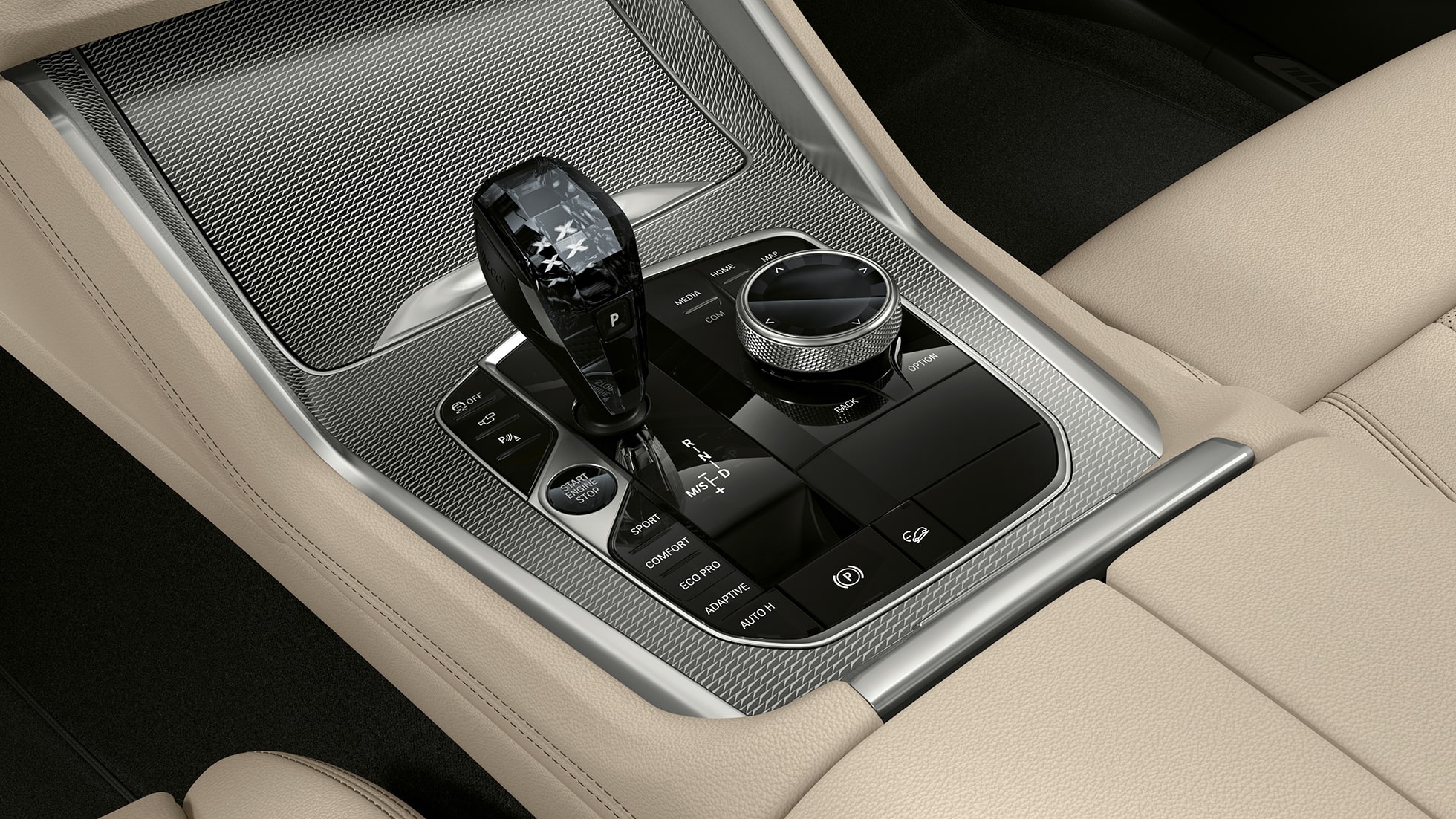 BMW X6 su M Sport paketu, centrinis valdymo pultas BMW X6 su M Sport paketu interjeras ir centrinio valdymo pulto vaizdas iš arti