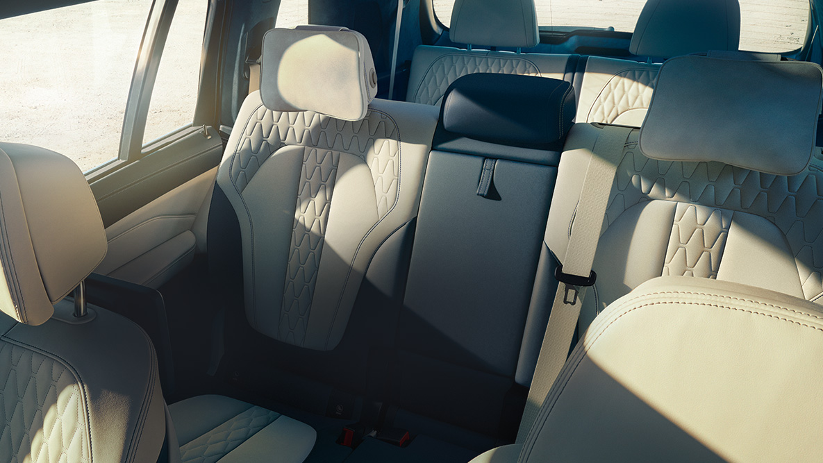 BMW X7 sėdynės BMW X7 įstrižas septynių sėdynių vaizdas iš viršaus