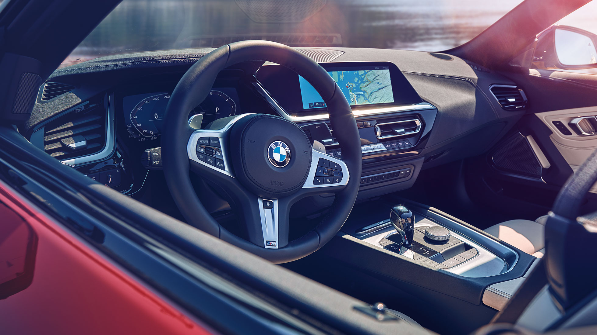 BMW Z4 Roadster vairuotojo erdvė BMW Z4 Roadster vairuotojo erdvės vaizdas