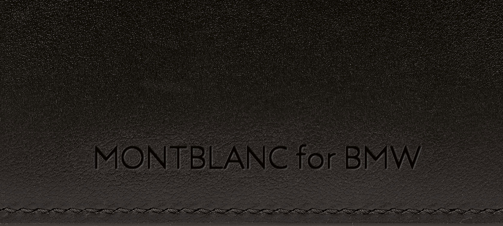 Nuotraukoje – „Montblanc for BMW“ dėklas kreditinėms kortelėms. Nuotraukoje – „Montblanc for BMW“ dėklas kreditinėms kortelėms.