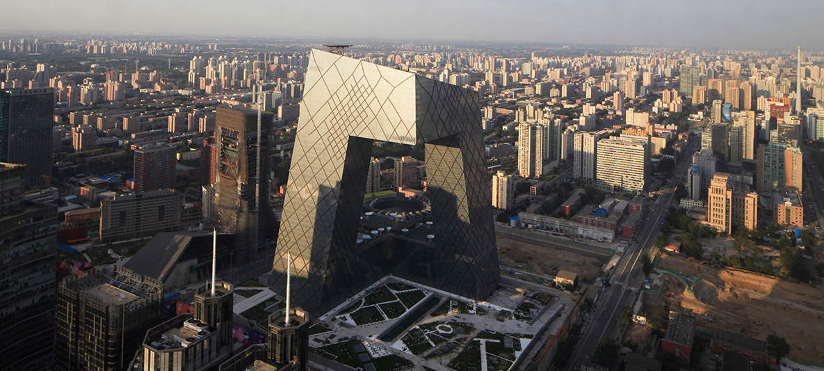 Rem Koolhaas: Kinijos centrinės televizijos būstinė Rem Koolhaas: Kinijos centrinės televizijos būstinės vidaus vaizdas iš viršaus
