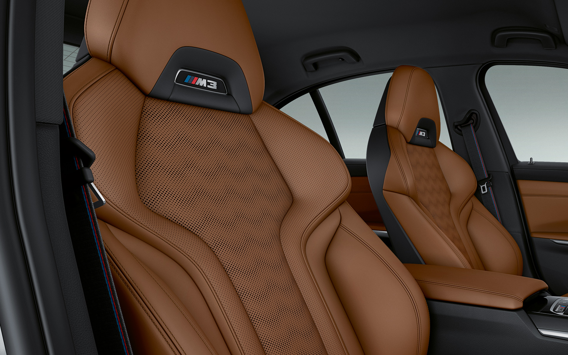 BMW Individual pilna smulkios struktūros Merino odos apdaila Tartufo spalvos BMW Individual pilna smulkios struktūros Merino odos apdaila Tartufo spalvos