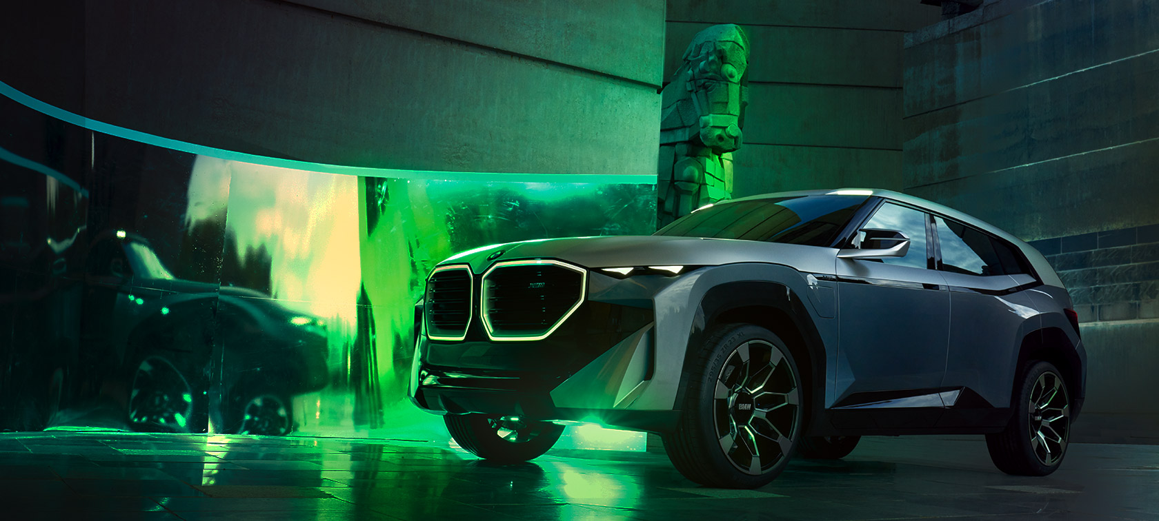 Koncepcinis BMW XM (G09) trijų ketvirčių vaizdas iš priekio Koncepcinis BMW XM (G09) trijų ketvirčių vaizdas iš priekio