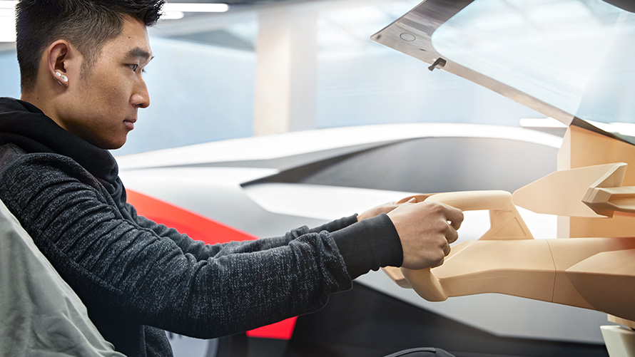 BMW Vision M NEXT, interjeras BMW Vision M NEXT, tobulinimas, interjero dizainas, Boost Pod valdymo konsolė