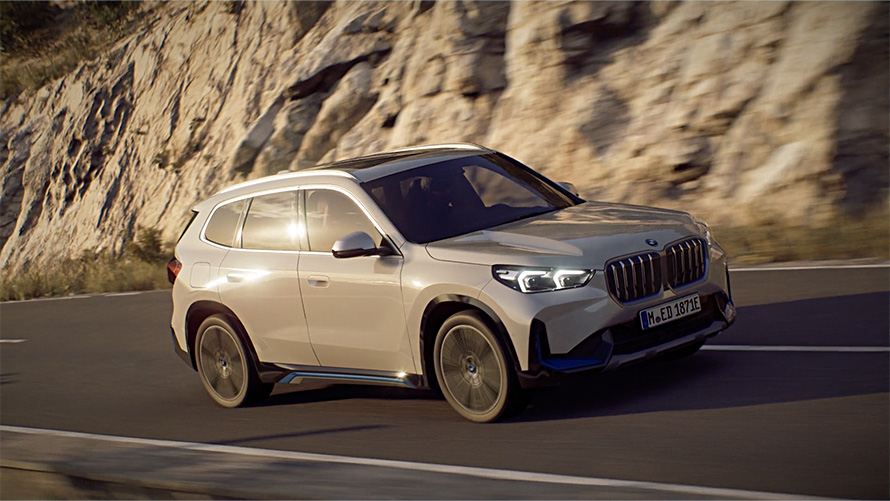 BMW elektromobiliai BMW iX1 vaizdo įrašas apie vairavimo dinamiką BMW elektromobiliai BMW iX1 vaizdo įrašas apie vairavimo dinamiką