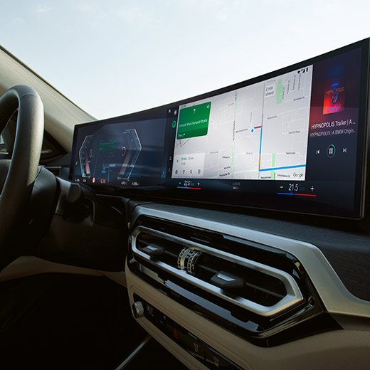 Įkrovimui optimaliai pritaikyti maršrutai BMW išlenktame ekrane