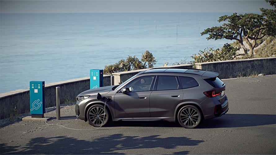 BMW įkraunamas hibridas BMW X1 xDrive30e vaizdo įrašas apie įkrovimo stotelę BMW įkraunamas hibridas BMW X1 xDrive30e vaizdo įrašas apie įkrovimo stotelę
