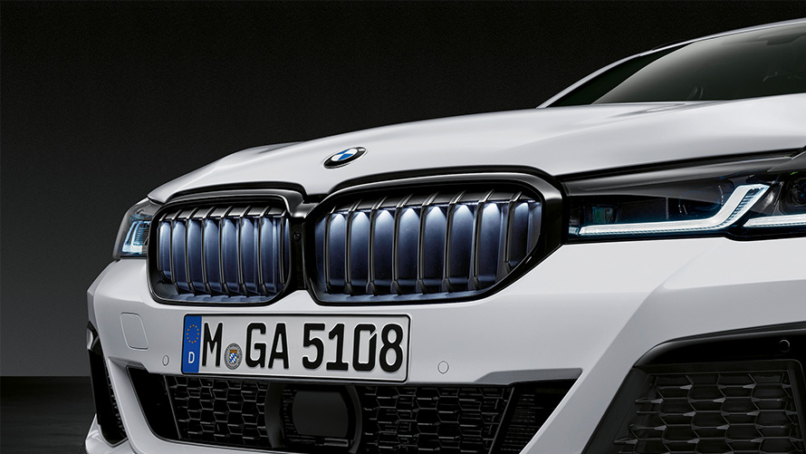 M Performance priekinės grotelės Iconic Glow BMW aksesuarai ir priedai rudens ir žiemos sezonui, M Performance priekinės grotelės Iconic Glow