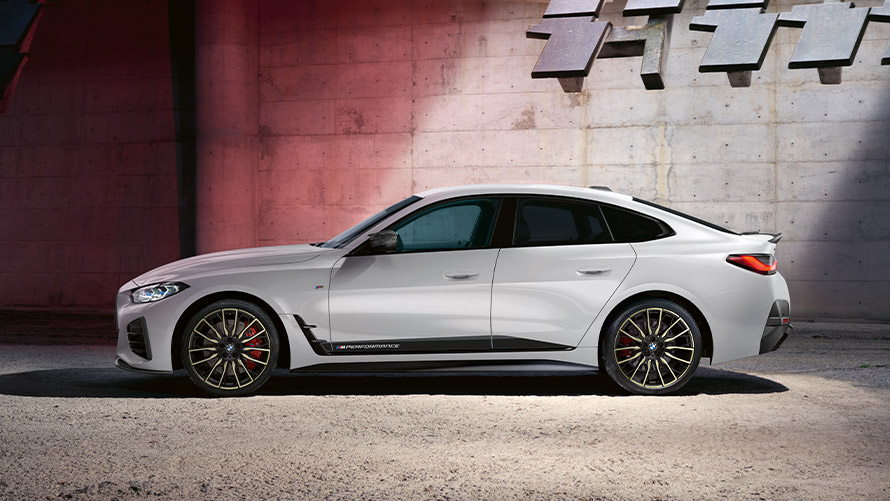 BMW 4 Gran kupė (G26) ICE vaizdas iš šono BMW M Performance Parts serijos dalys, BMW 4 serijos Gran kupė (G26) ICE vaizdas iš šono