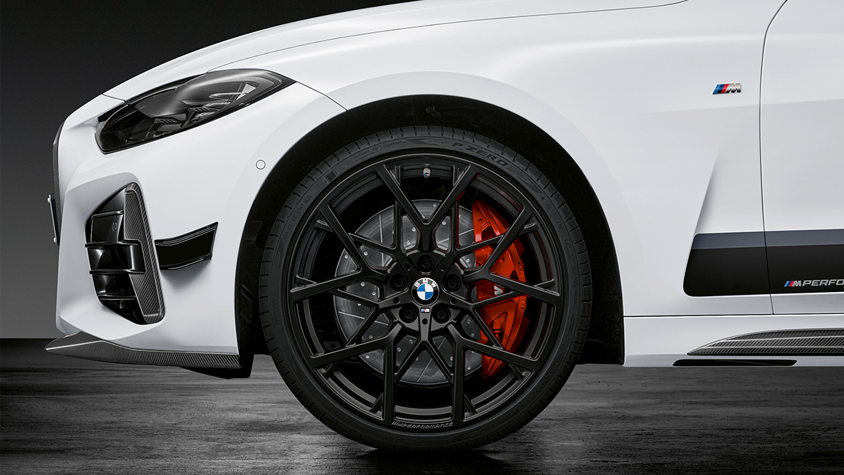 20 colių M Performance kaltiniai Y-spoke style 795 M ratlankiai matinės juodos Jet Black matt spalvos, BMW 4 serijos kupė G22 20 colių M Performance kaltiniai Y-spoke style 795 M ratlankiai matinės juodos Jet Black matt spalvos, BMW 4 serijos kupė G22 vaizdas iš arti