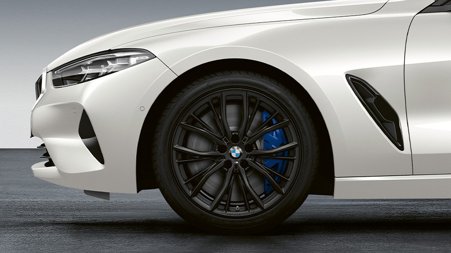 19 colių M Performance Double-spoke 786 M BMW 19 colių lengvojo lydinio M Performance Double-spoke 786 M ratlankis su lydinio disku