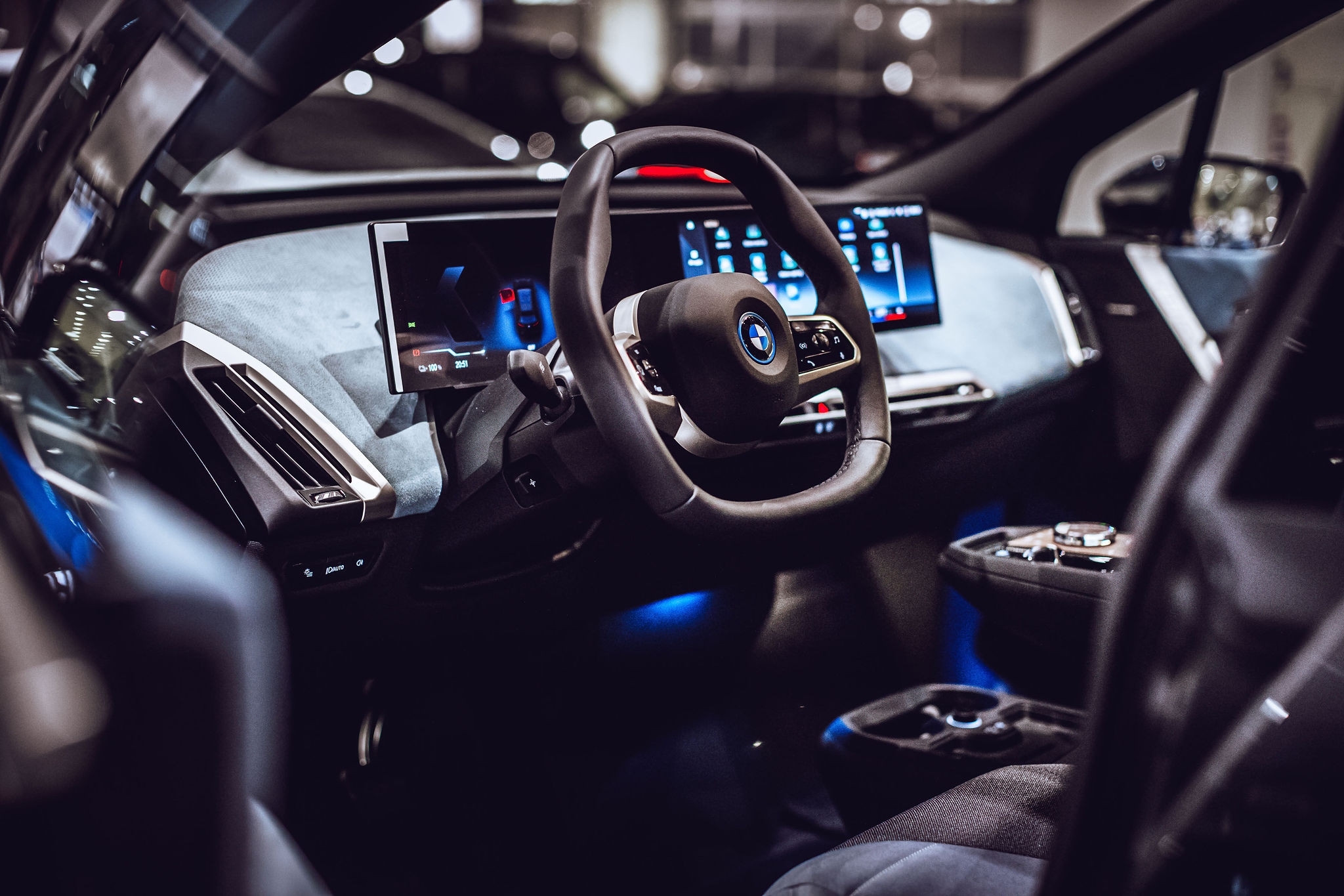 BMW iX