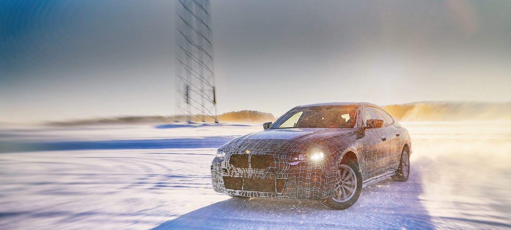 Naujasis „BMW i4“ elektromobilis viena įkrova įveiks 600 kilometrų Naujasis „BMW i4“ elektromobilis viena įkrova įveiks 600 kilometrų