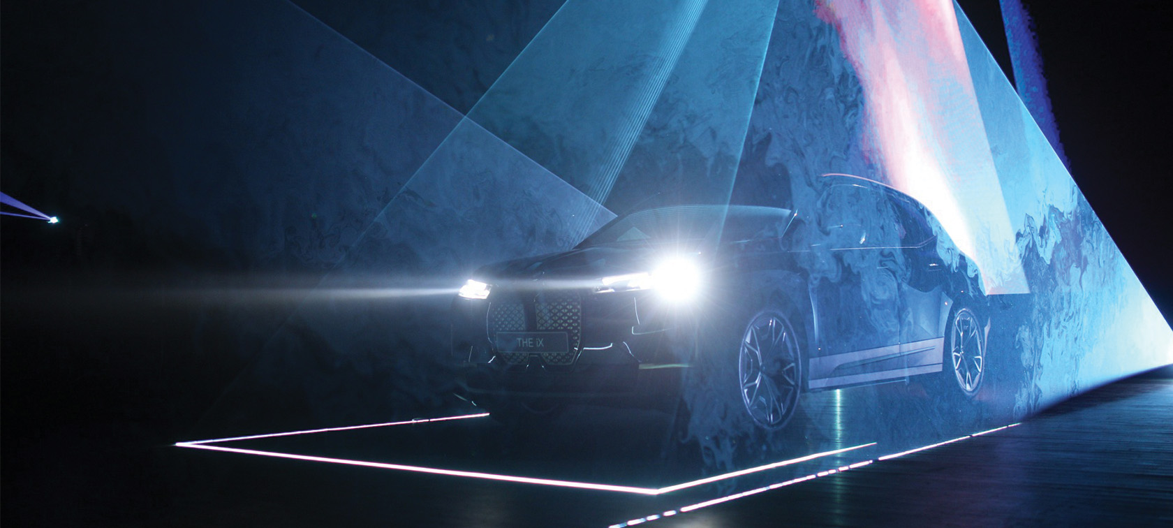 Lietuvoje – išankstinė naujos kartos elektromobilių „BMW iX“ ir „i4“ premjera Lietuvoje – išankstinė naujos kartos elektromobilių „BMW iX“ ir „i4“ premjera