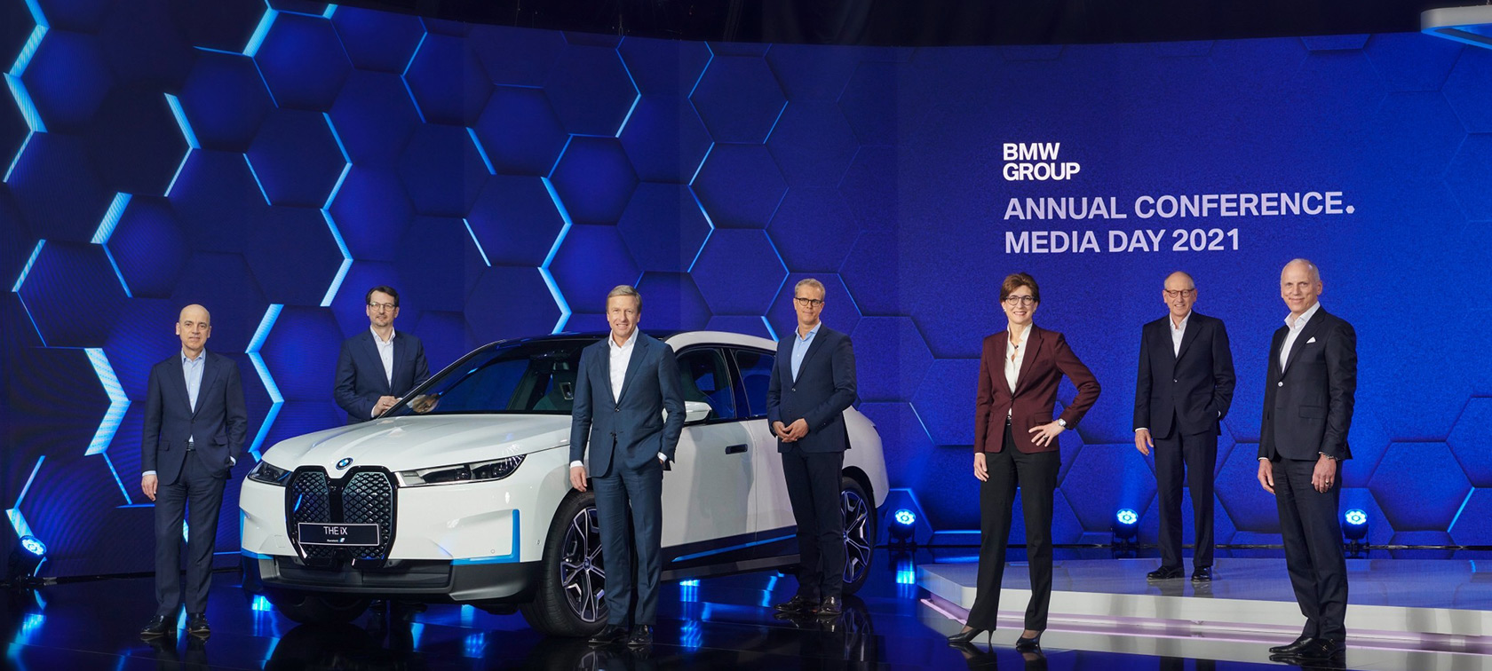 „BMW Group“ pristatė ambicingus planus iki 2030-ųjų „BMW Group“ pristatė ambicingus planus iki 2030-ųjų