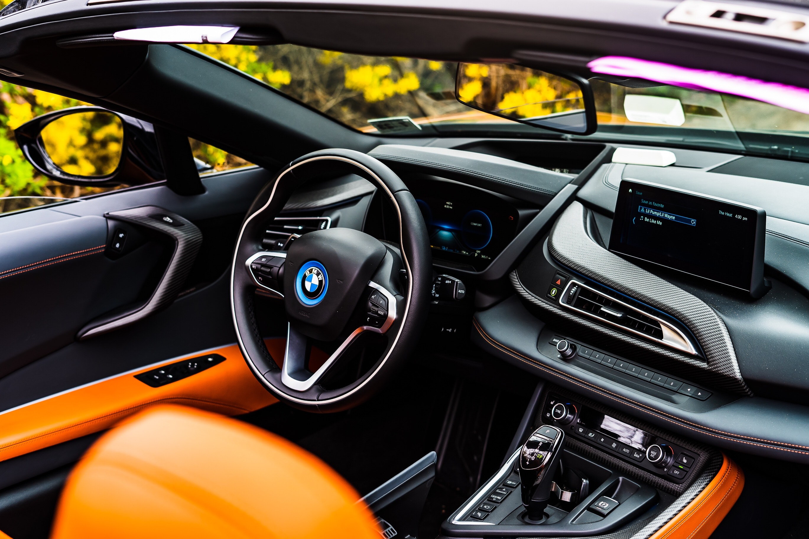 kas turėtų įeiti į automobilio komplektaciją, kad jis įgytų optimalų saugumą? kas turėtų įeiti į automobilio komplektaciją, kad jis įgytų optimalų saugumą?
