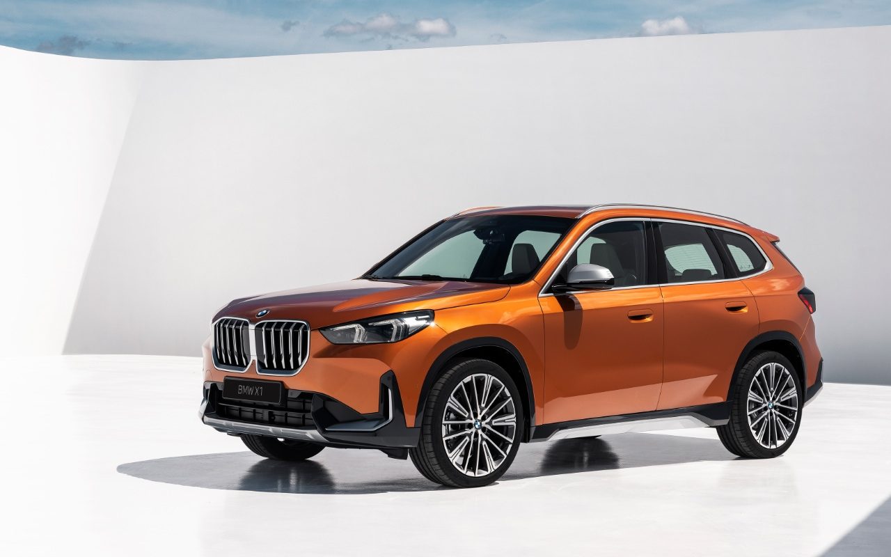 BMW X1 nuo 33 875 Eur.