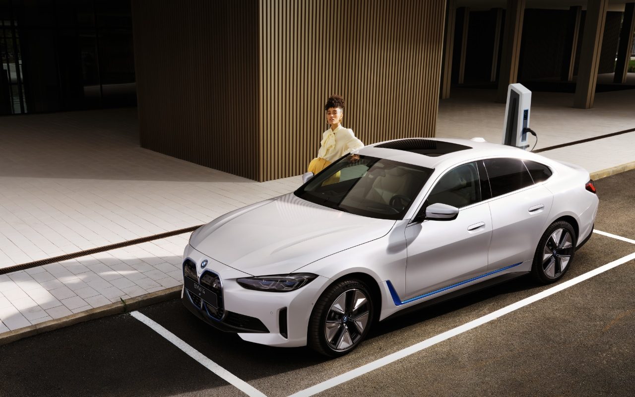 BMW i4 eDrive40 Pasiūlymo kaina 49 999 Eur.