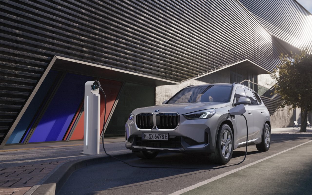 BMW X1 xDrive25e Pasiūlymo kaina 44 999 Eur.