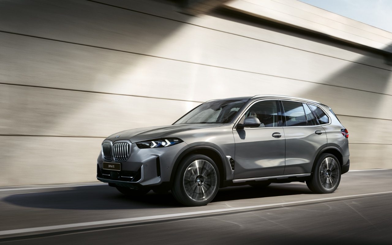 BMW X5 xDrive30d LCI Pasiūlymo kaina nuo 88 084 Eur.