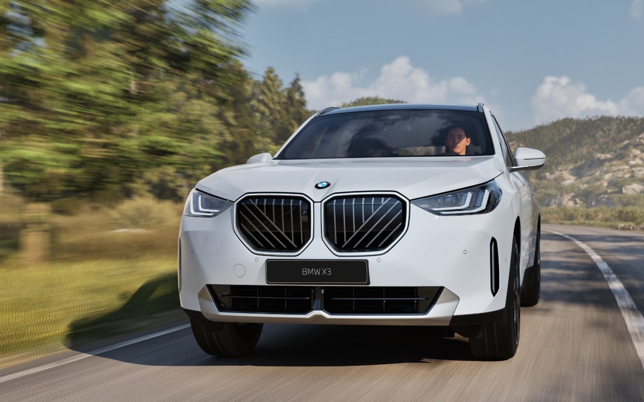 BMW X3 20 xDrive Pasiūlymo kaina 47 039 Eur.