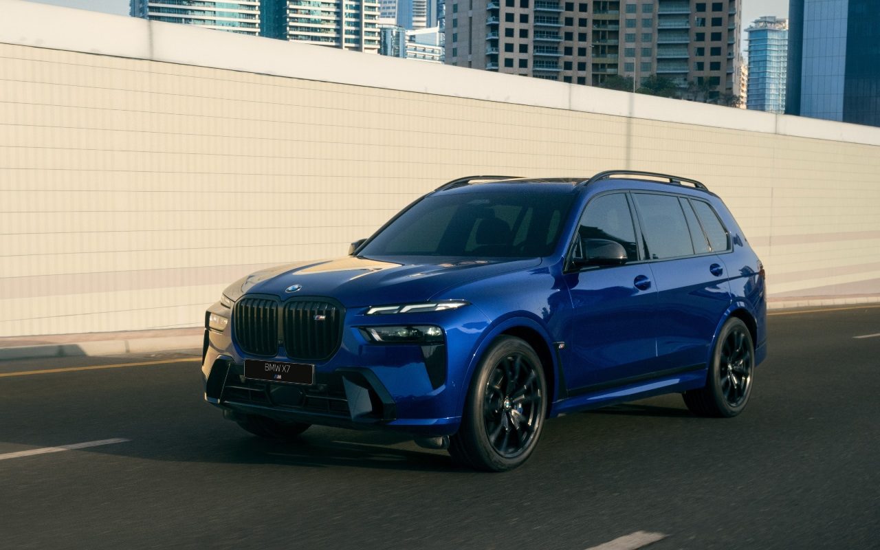 BMW X7 M60i Pasiūlymo kaina 124 579 Eur.